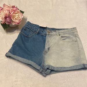 NWT GOGO High Rise Jean Shorts Size 15